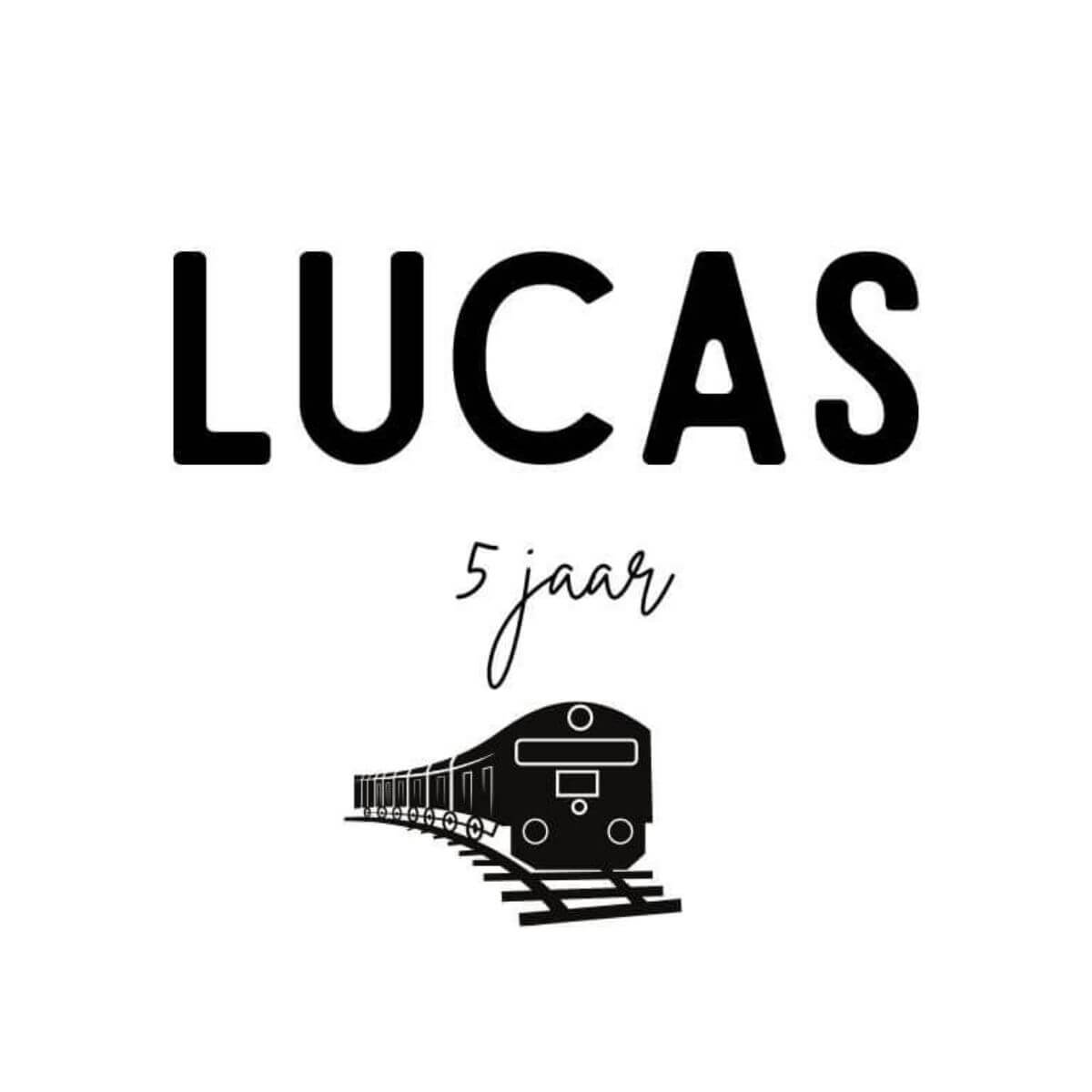 traktatie sticker met naam trein