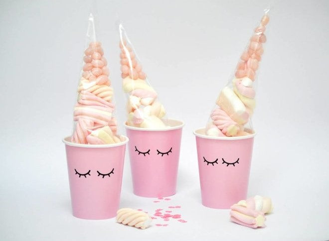unicorn traktatie met beker